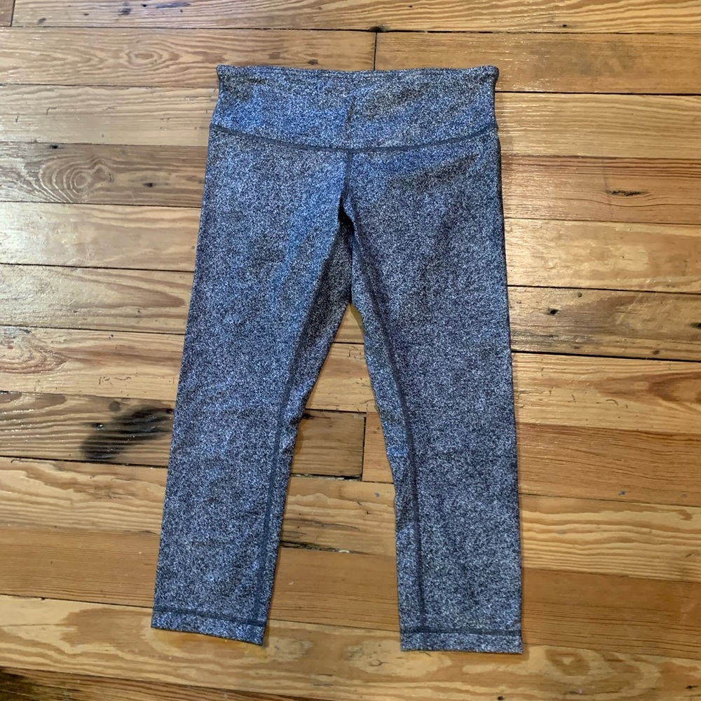 Lululemon cropped leggings